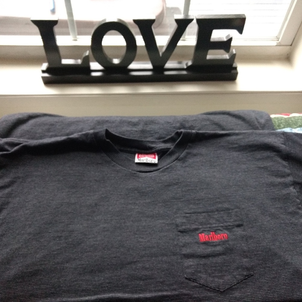 Vintage 1990's Marlboro Pocket T